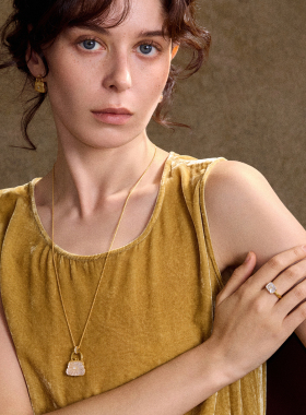 《Lumière·缎光》ROUSY新品复古设计白水晶包包双面项链锁骨女