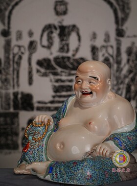 手绘粉彩绿地描金弥勒佛雕塑瓷