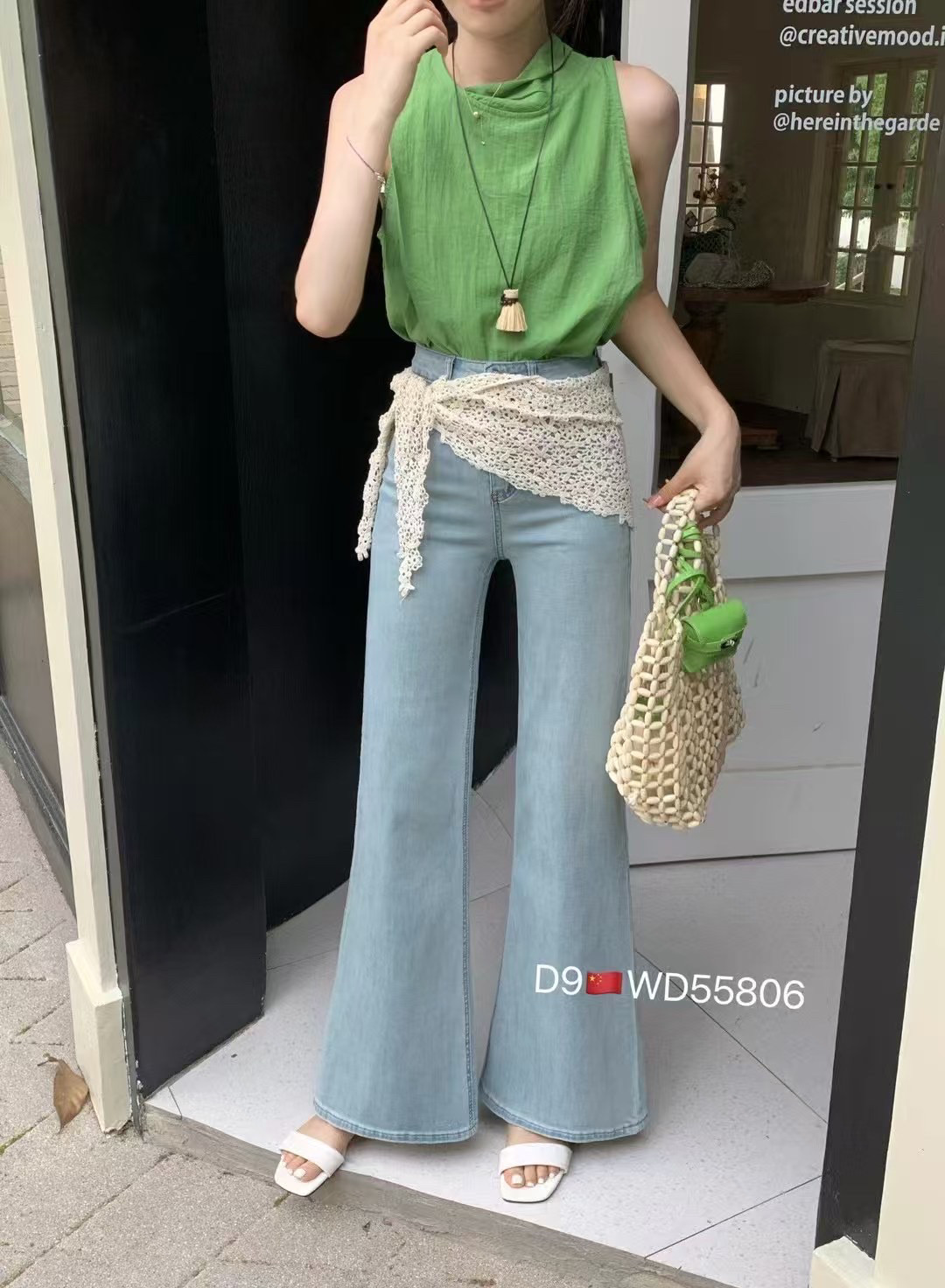 ins夏季热销爆款浅色设计感蕾丝巾高腰显瘦百搭不贴腿微喇牛仔裤