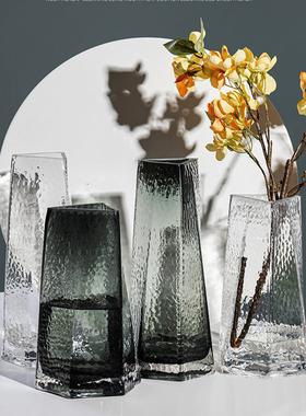 透明轻奢风方形锤纹玻璃工艺品
