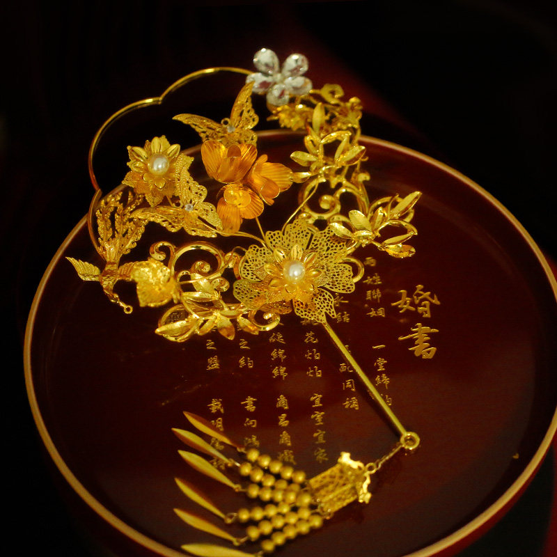 新娘配饰金色手工团扇秀禾服龙凤褂结婚配饰扇子精致古风道具喜扇,淘宝优惠券,粉丝福利购,淘宝优惠卷