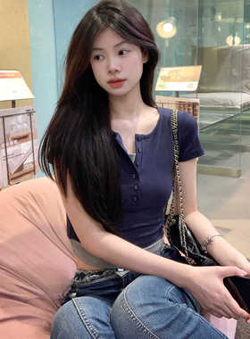 美式复古拼接假两件短袖T恤女夏修身辣妹露脐短款设计感纽扣上衣