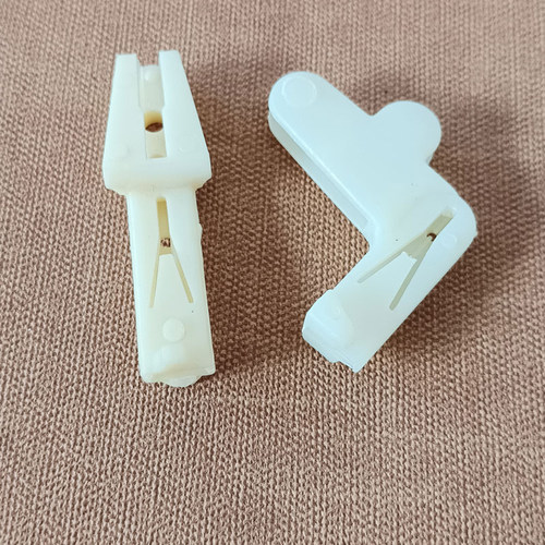 适用于奇瑞风云旗云/旗云2车门联动销门锁块拉杆拉销卡子卡扣锁扣 - 图1