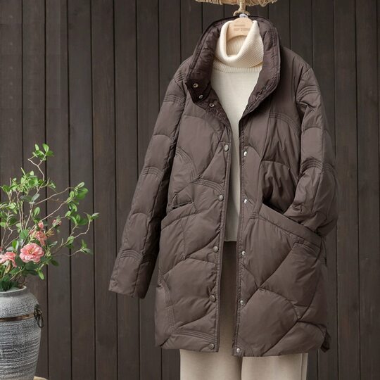 Korean style mid-length stand-up collar thin down jacket makes you look thin