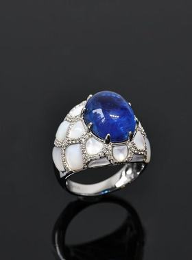 轻奢复古蛋形素面培育蓝宝石戒指女天然白贝精镶珠宝高级感礼物银