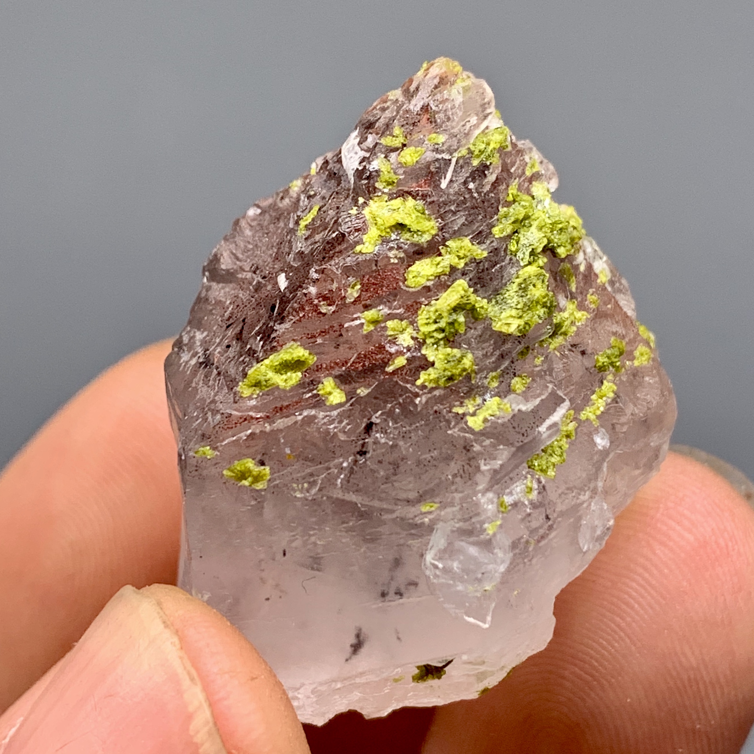 四川花园水晶 绿帘石包裹体超七水晶 天然矿物晶体 标本矿石原石 - 图1