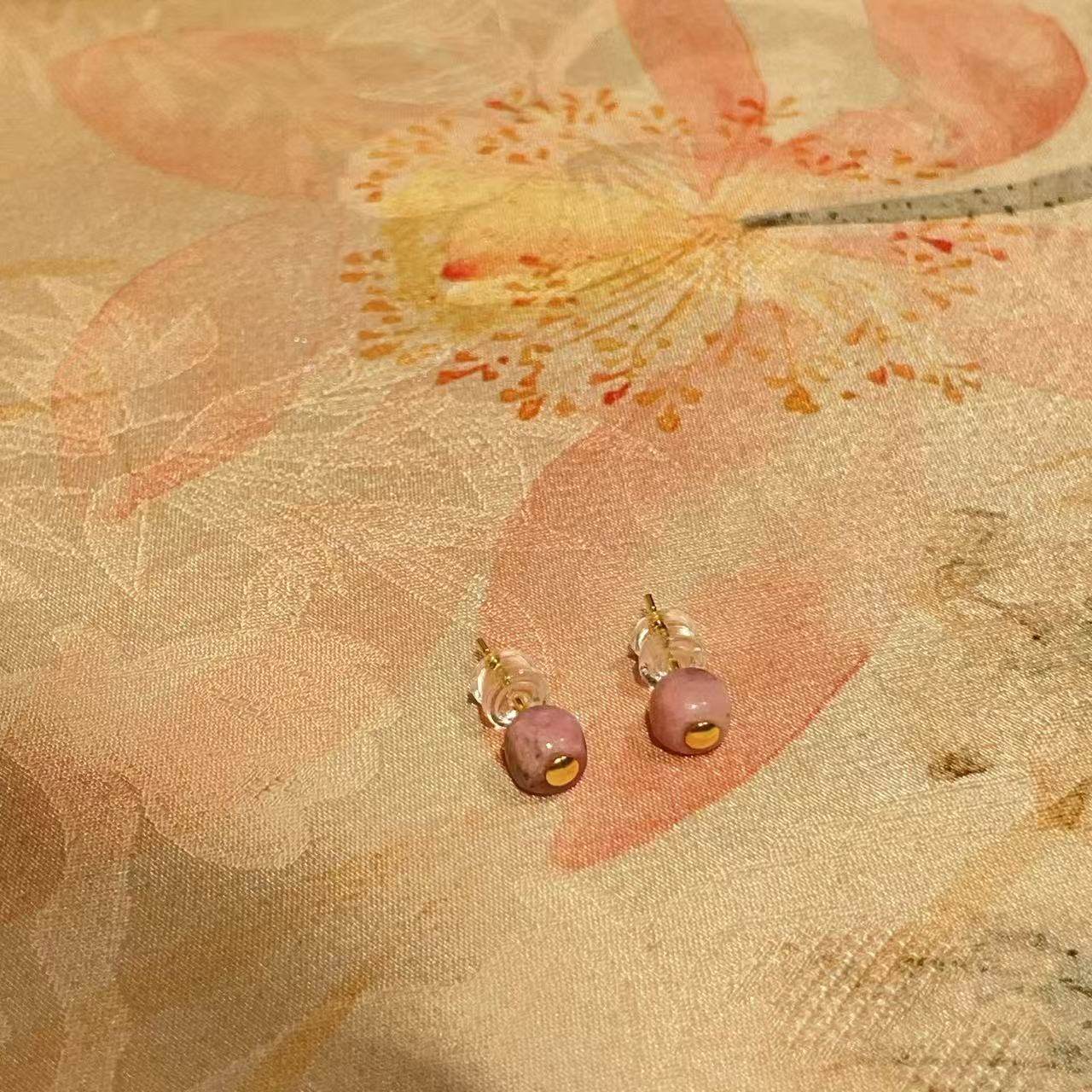 南非舒俱来樱花粉魔方耳钉S925（星思）g/AZB11596,淘宝优惠券,粉丝福利购,淘宝优惠卷