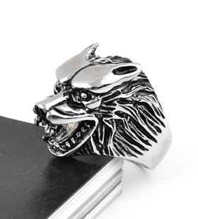 炫酷风骷髅手狼头龙爪钛钢戒指