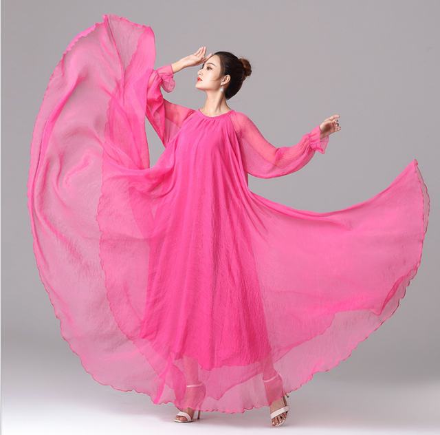 Super fairy golden silk chiffon solid color dress on the beach