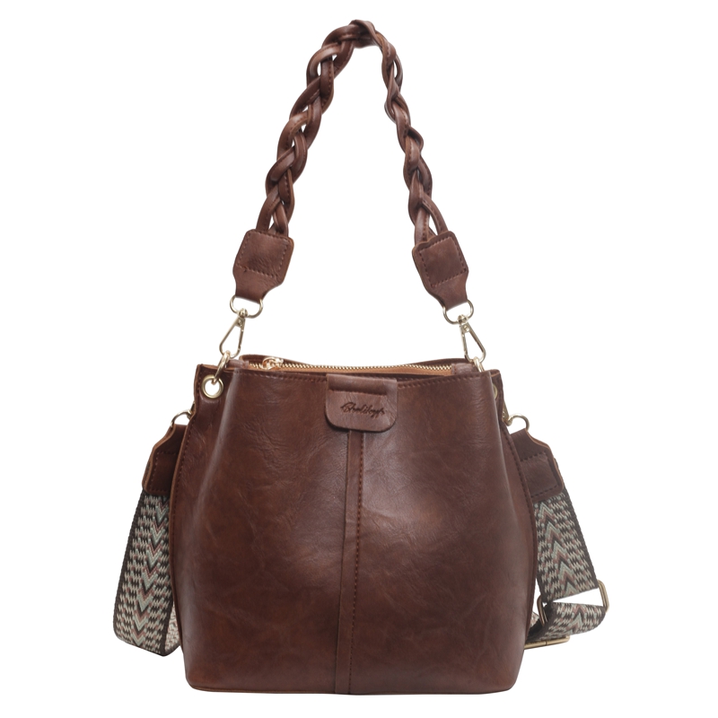 高级感复古水桶包女2025新款秋冬流行美拉德质感宽肩带单肩斜挎包 - 图3