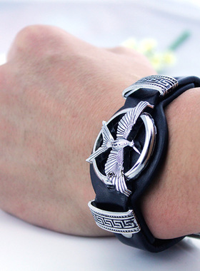 欧美风徽章动漫周边编织皮革手链