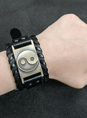 Temu热卖复古八卦宽皮PU手链男士调节表带扣头编织表带扣手链