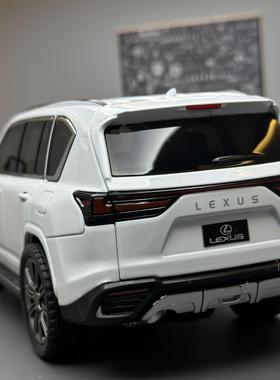 雷克萨斯LX600仿真车模桌面摆件