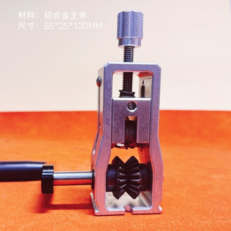 剥线机小型家用手摇电动剥线机破皮扒废旧电线铜线工具剥去脱皮机,淘宝优惠券,粉丝福利购,淘宝优惠卷