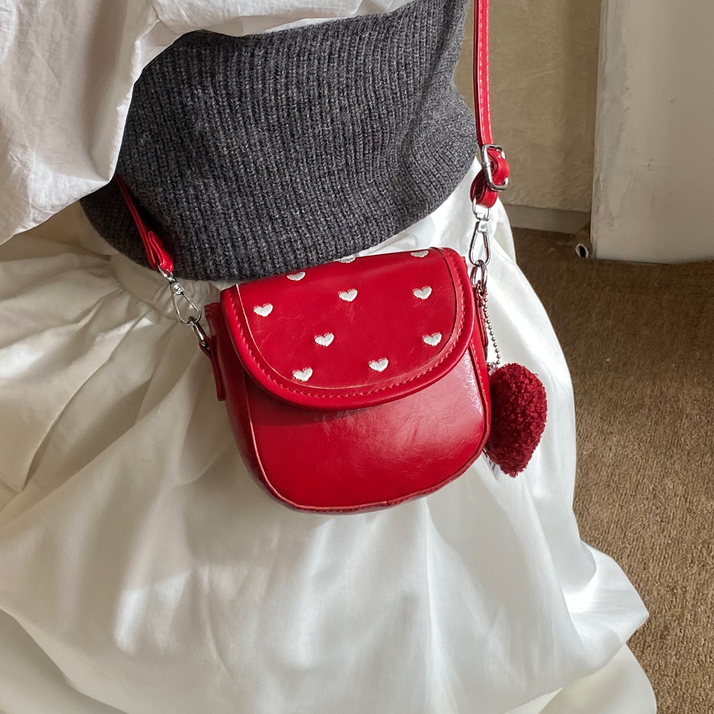 甜美少女风小包包女2025新款百搭迷你口红包马鞍包冬季质感斜挎包,淘宝优惠券,粉丝福利购,淘宝优惠卷