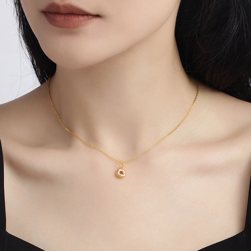 明牌珠宝3d硬金吊坠黄金草莓薄荷甜甜圈烤彩项