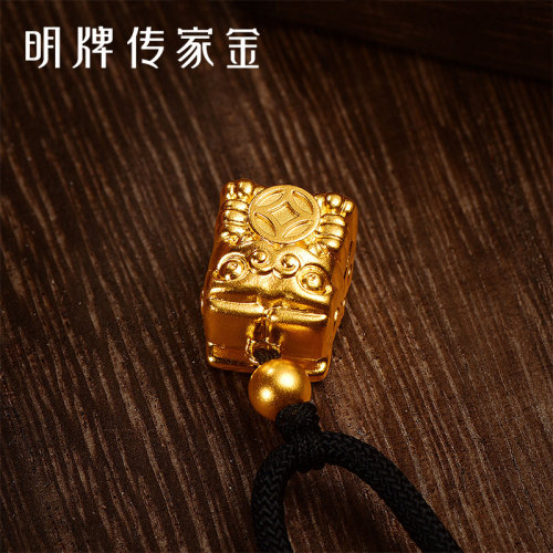 明牌珠宝古法黄金吊坠 足金镇财兽套链铜钱貔貅项坠AFC0607 - 图2