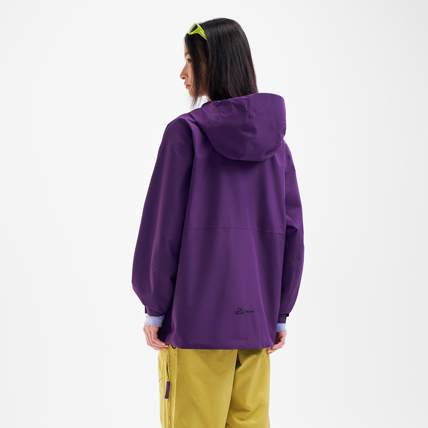 伯希和户外紫色冲锋衣女新款防风防雨时尚单层登山服耐磨运动外套