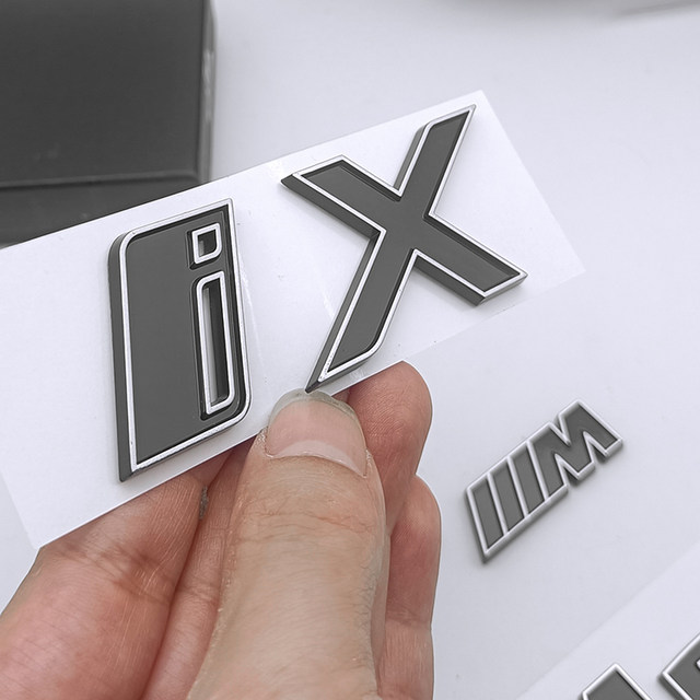 BMW IXM60 modified black rear tail mark displacement mark