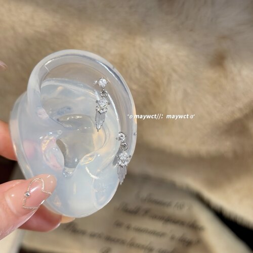 Maywct 方钻小流苏锆石简约百搭小众高级感f136钛合金耳钉耳骨钉 - 图0