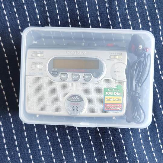 适用于索尼爱华松下磁带机随身听Walkman收纳盒透明盒