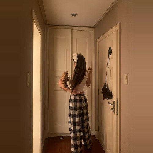 sunn21 美式复古格子裤女早春新款低腰显瘦设计感抽绳直筒阔腿裤 - 图3