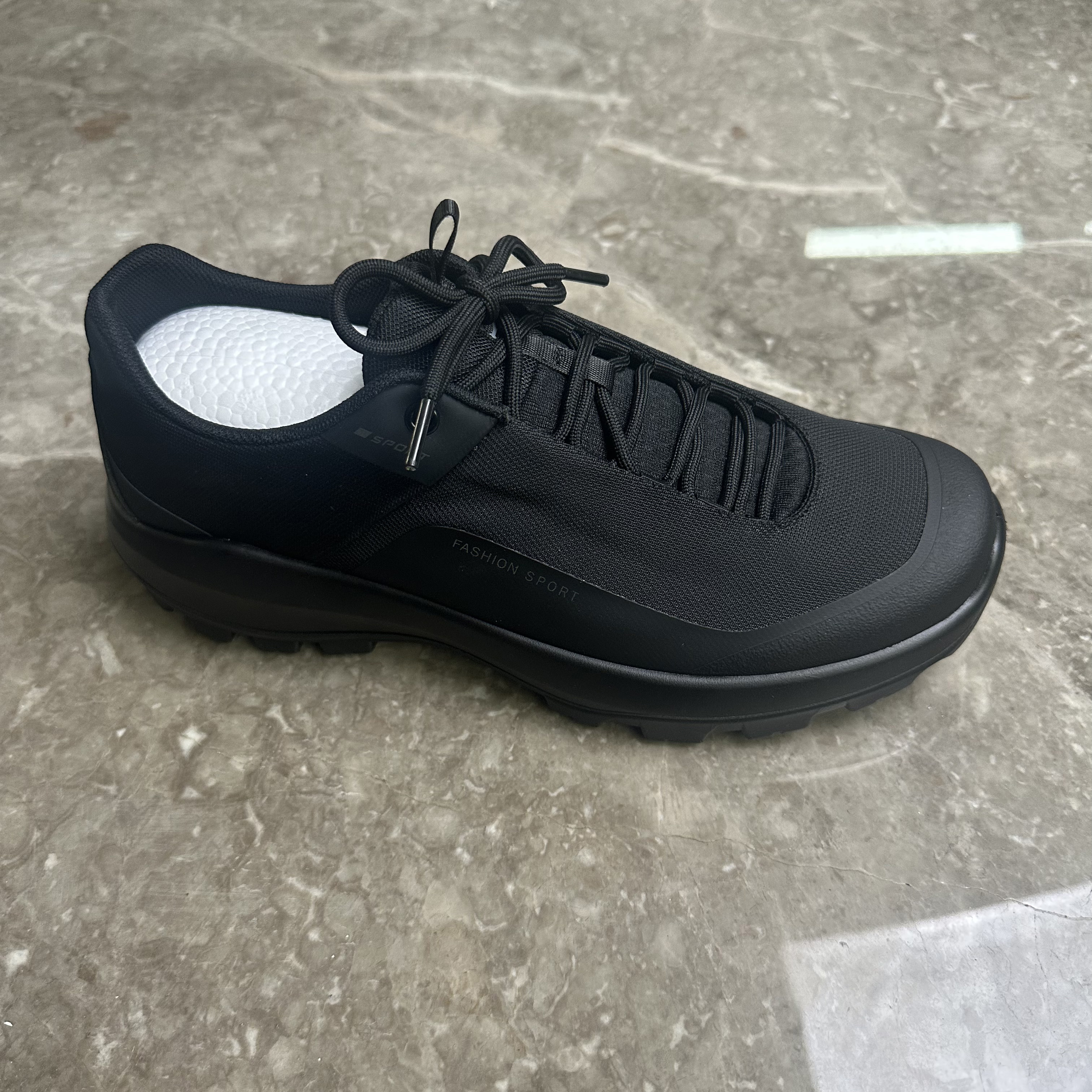 轻便透气耐磨爬山鞋户外新款缓震休闲鞋低帮男运动男士防滑徒步鞋 - 图1