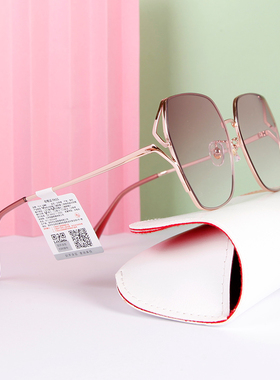 PLAYCOMME女防紫外线墨镜遮阳镜