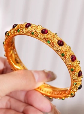 VISING珠宝培育红宝石宫廷风传承金色花丝镂空镶嵌手镯