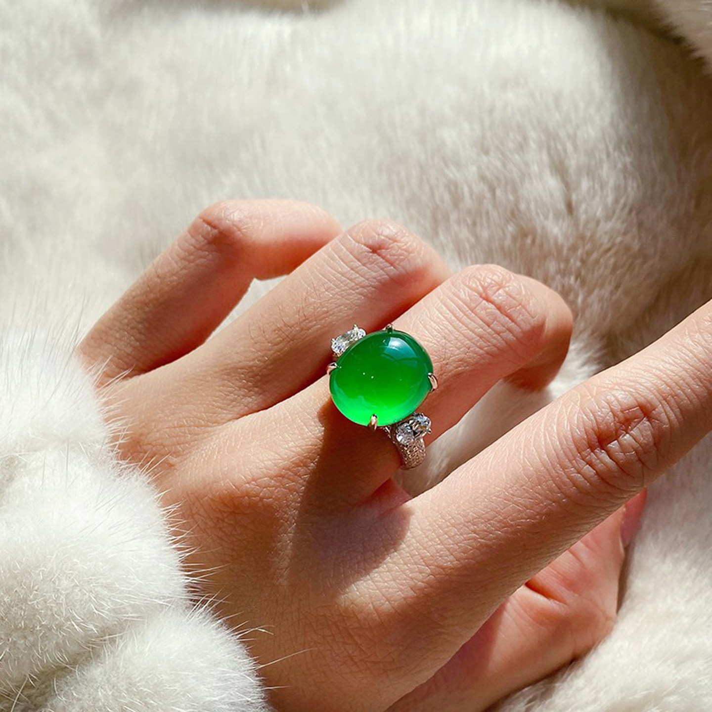 VISING马料绿玉髓玛瑙戒指甜筒手饰镶嵌气质大方媲美翡翠S925银,淘宝优惠券,粉丝福利购,淘宝优惠卷