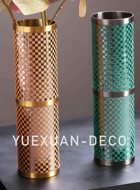 粤萱简约现代皮质五金网格轻奢摆件售楼处样板间酒店家庭卧室软装