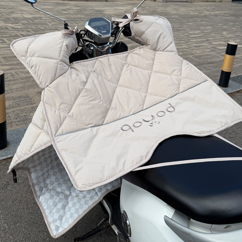 Four Seasons Medium Thick Velvet Electric Vehicle Windshield Quilt Rainproof Summer Thin Sunscreen Windproof Battery Vehicle Motorcycle