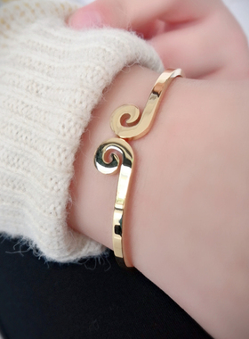 百搭风18k彩金钛钢不褪色手镯