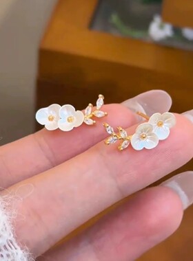 新中式梅花枝叶耳钉S925银针轻奢小众设计高级感气质百搭耳环耳饰