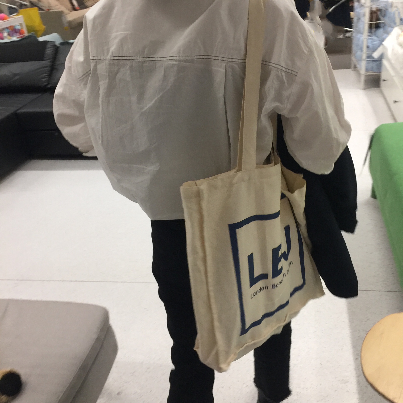 2018秋冬新款双面蓝色字母环保手提袋lbj totebag-图2