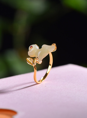 S925银镶嵌和田玉前兔无量配红锆戒指女款珐琅指环古风礼物9001