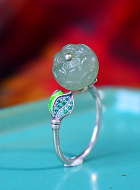 S925银镶嵌和田玉珐琅莲花戒指