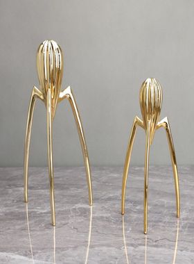 现代轻奢电镀章鱼金属摆件