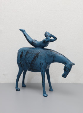 欧式创意简约金属牧马人摆件