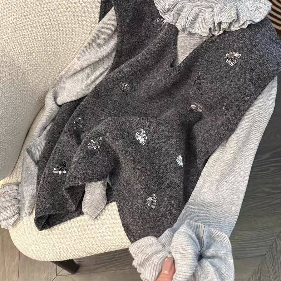 韩系甜美亮片羊毛无袖背心马甲V领坎肩+木耳边针织打底衫两件套女,淘宝优惠券,粉丝福利购,淘宝优惠卷