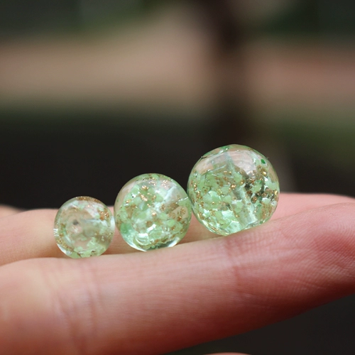 Розовые глазурные бусины в японском стиле