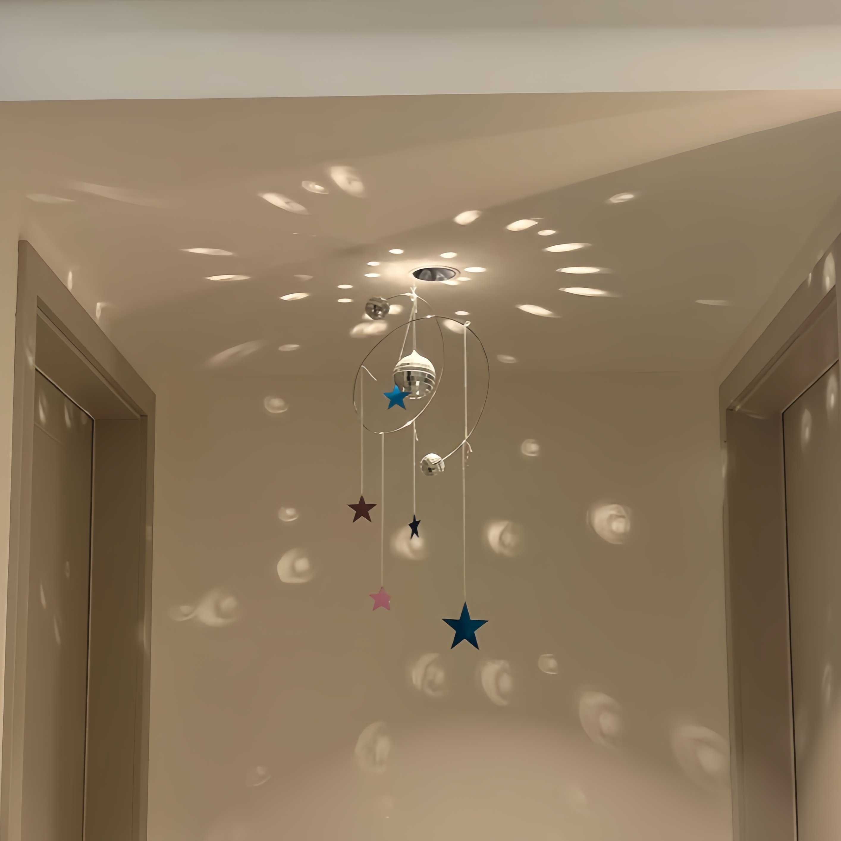 【阳光捕手】disco迪斯科球风铃挂件星星反光房间装饰diy客厅摆件 - 图1