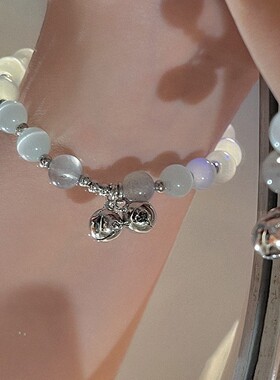 春夏爆款蝴蝶猫眼石ins风清新手链轻奢小众女精致不掉色水晶手串