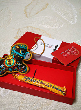 西安文创纪念品唐马挂件刺绣香包香囊旅游马到成功生日礼物包邮