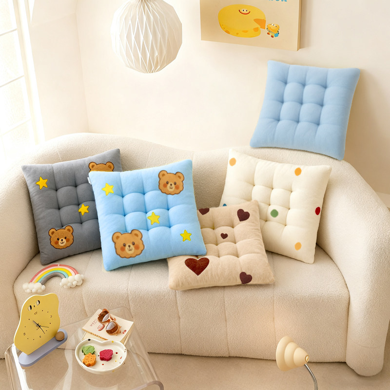 坐垫学生教室冬加厚防屁股痛椅子2025新款凳子垫子久坐办公室毛绒