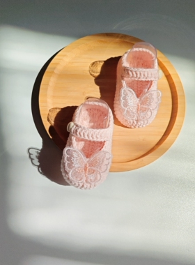 原创 蝴蝶婴儿鞋材料包成品 新款软底鞋 男女宝宝满月百天礼物