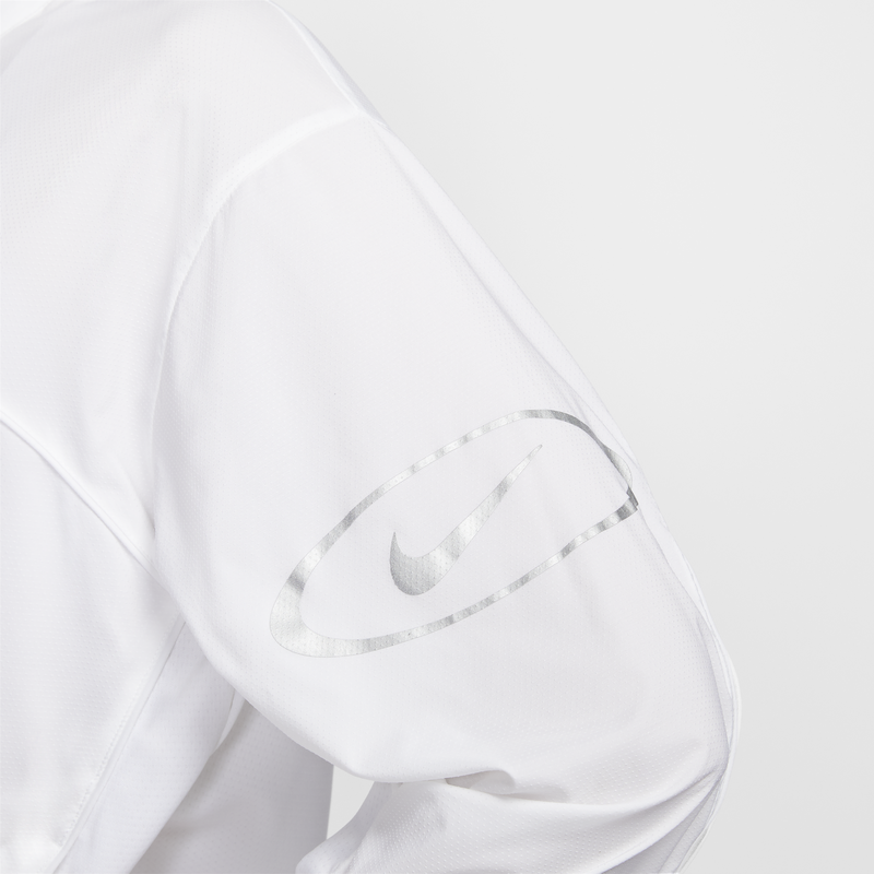 耐克女子宽松轻薄跑步夹克防晒反光运动拉链口袋外套NIKE FV6414,淘宝优惠券,粉丝福利购,淘宝优惠卷