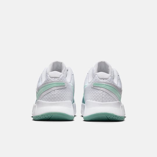 Zapatillas de tenis Nike de malla informal transpirable para mujer