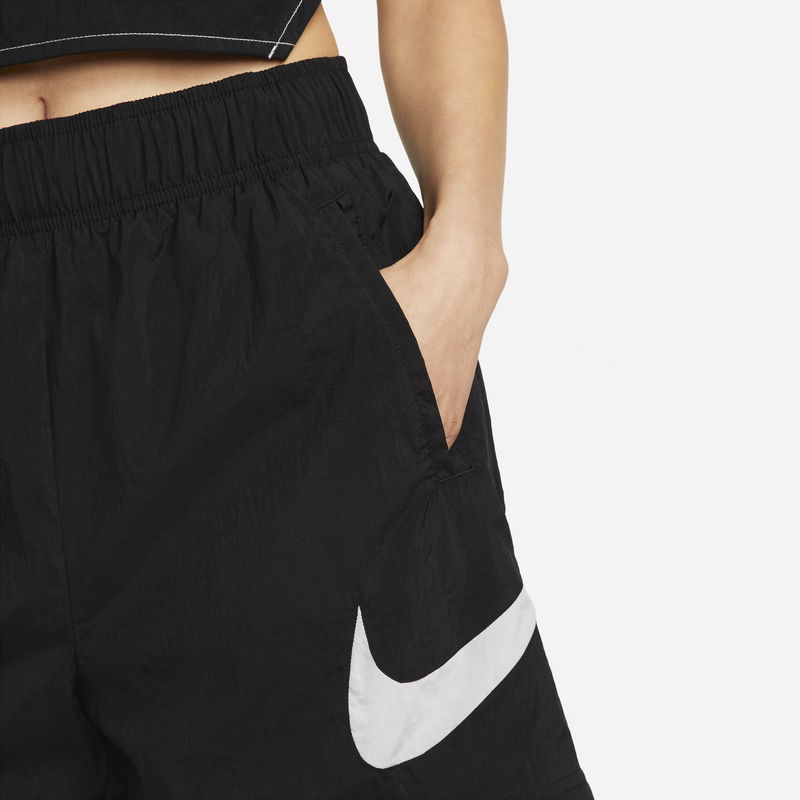 Nike耐克官方女子高腰梭织短裤夏季运动裤宽松环保耐克勾勾DM6740