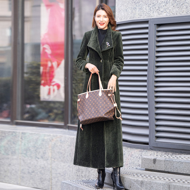 羊剪绒长款大衣女20冬新品冬天女加厚大衣羊绒长外套大衣过膝女装